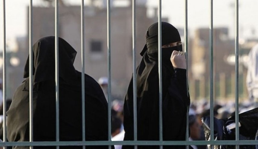 از تمدید وضعیت اضطراری آمریکا در قبال ایران تا شکست دونالد ترامپ در انتخابات ریاست جمهوری آمریکا و ماندن ایران در فهرست سیاه اف ای تی اف
