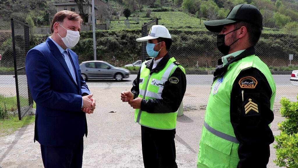 بازدید استاندار از مراکز خدمات رسان به مسافران نوروزی در گیلان