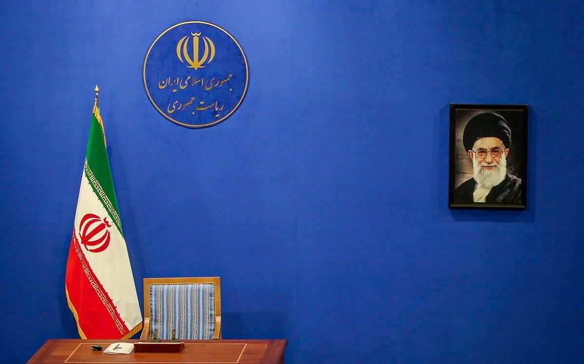 بعضی از جریانات به دنبال نامزد پوششی برای ریاست‌جمهوری ۱۴۰۰ هستند/ احمدی نژاد فقط خودش را قبول دارد