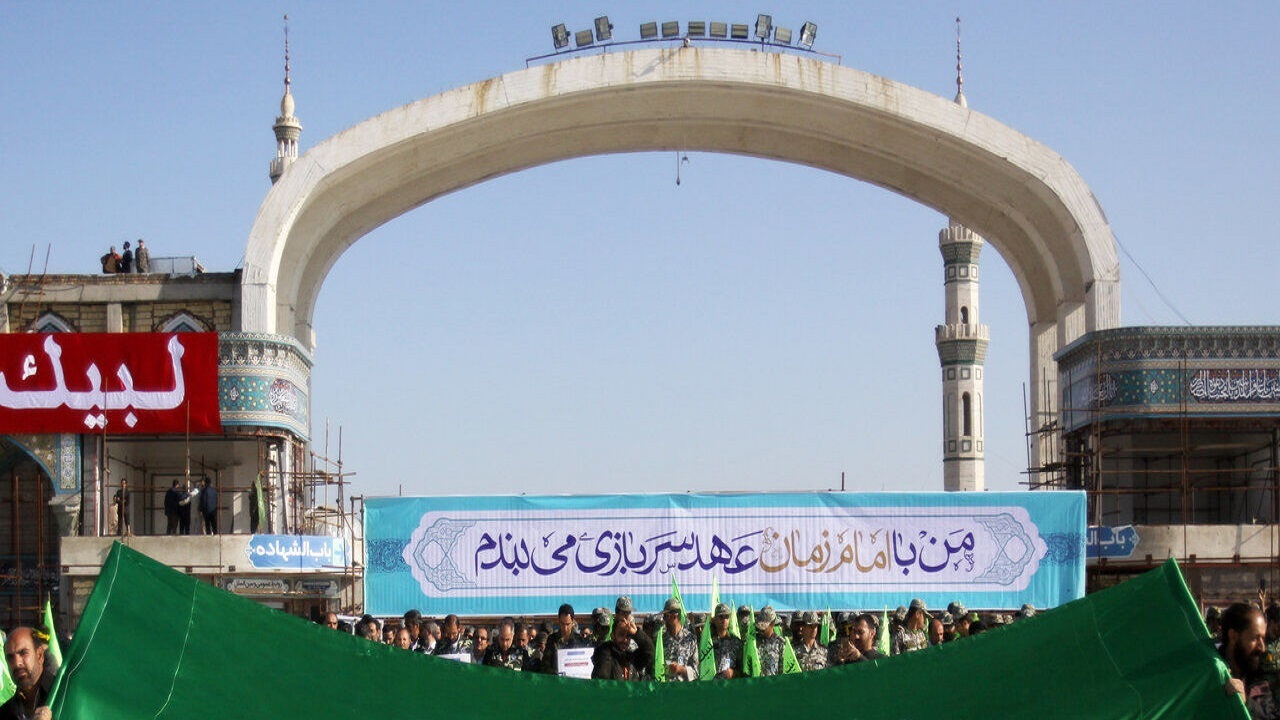 شب نیمه شعبان بانگ «یا مهدی ادرکنی» سر داده می شود