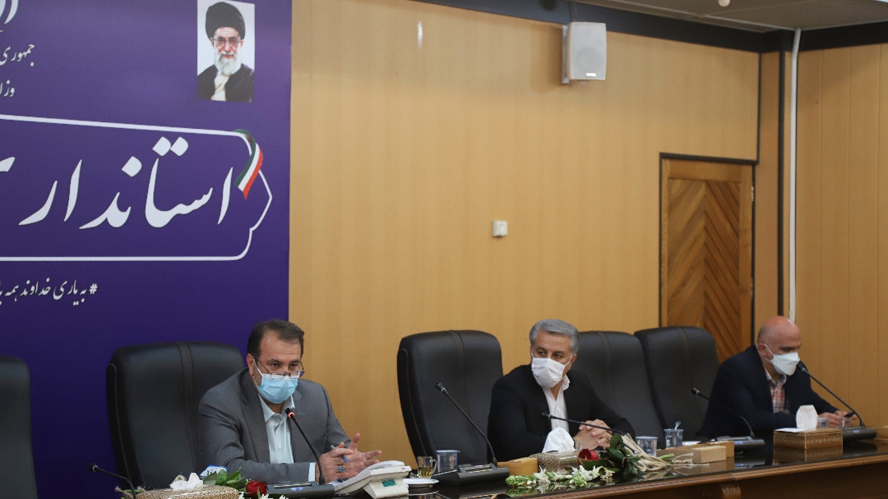 شیراز نیازمند اثری فاخر برای ارائه به آیندگان است