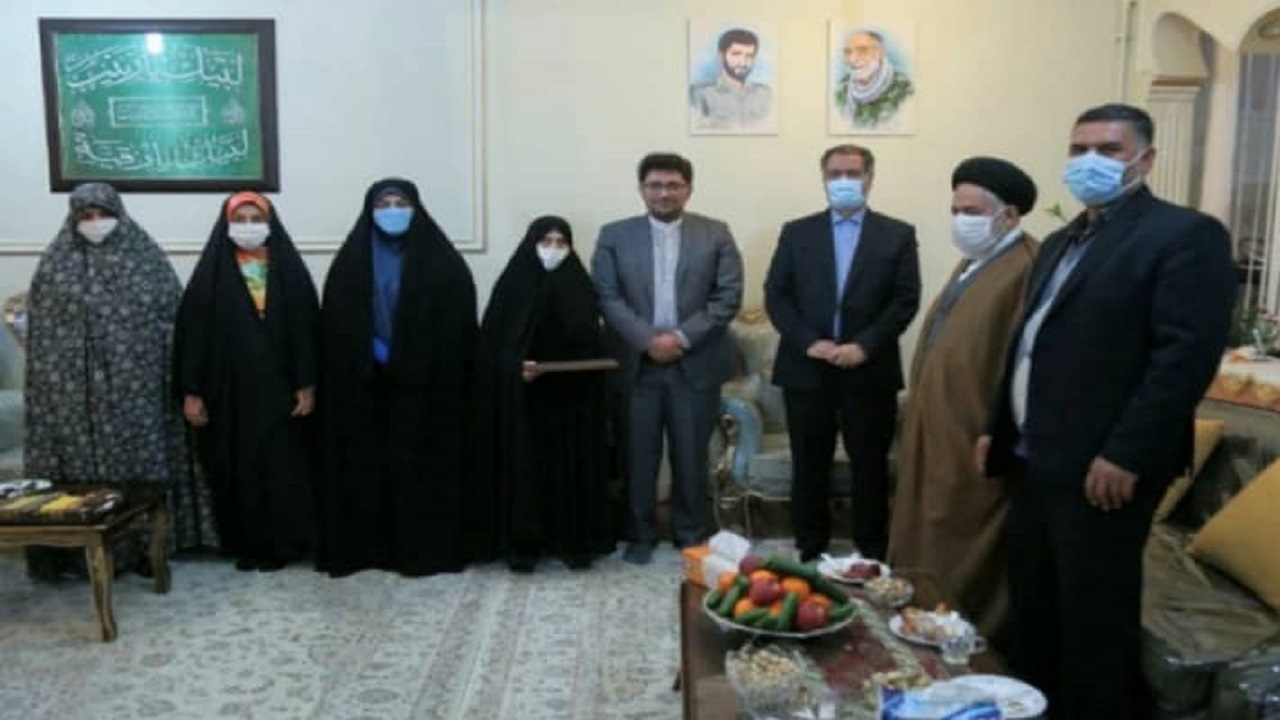 شهدای مدافع حرم برکت انقلاب اسلامی ایران هستند