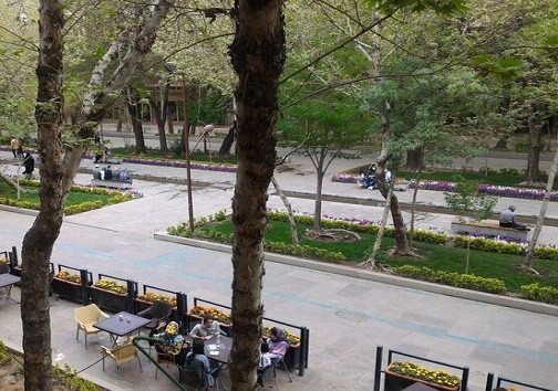 چهارباغ زیبای اصفهان شاهکاری دلگشا و فرح بخش