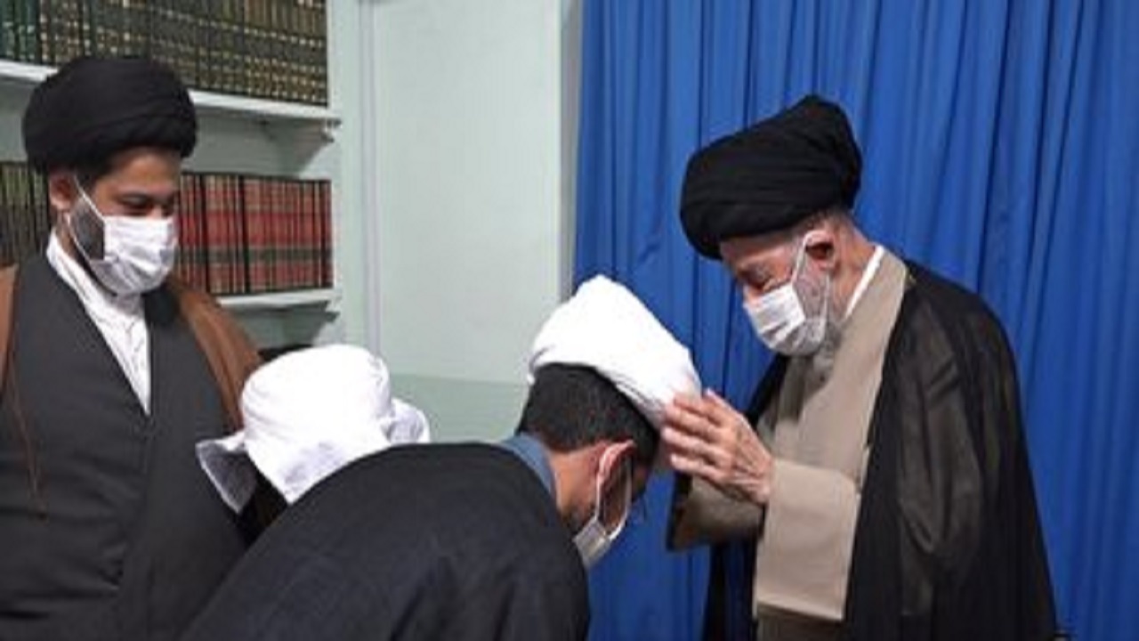 جمعی از طلاب قم ملبس به لباس روحانیت شدند