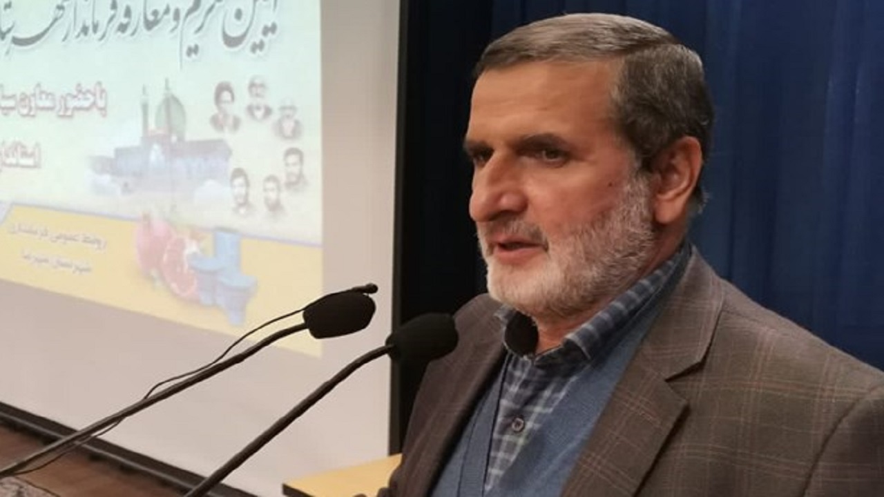همه وقت کشور باید صرف سازندگی و تولید شود