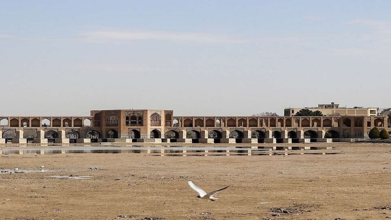 نبود ضمانت اجرایی برنامه‌ها مانع بزرگ احیای زاینده رود است