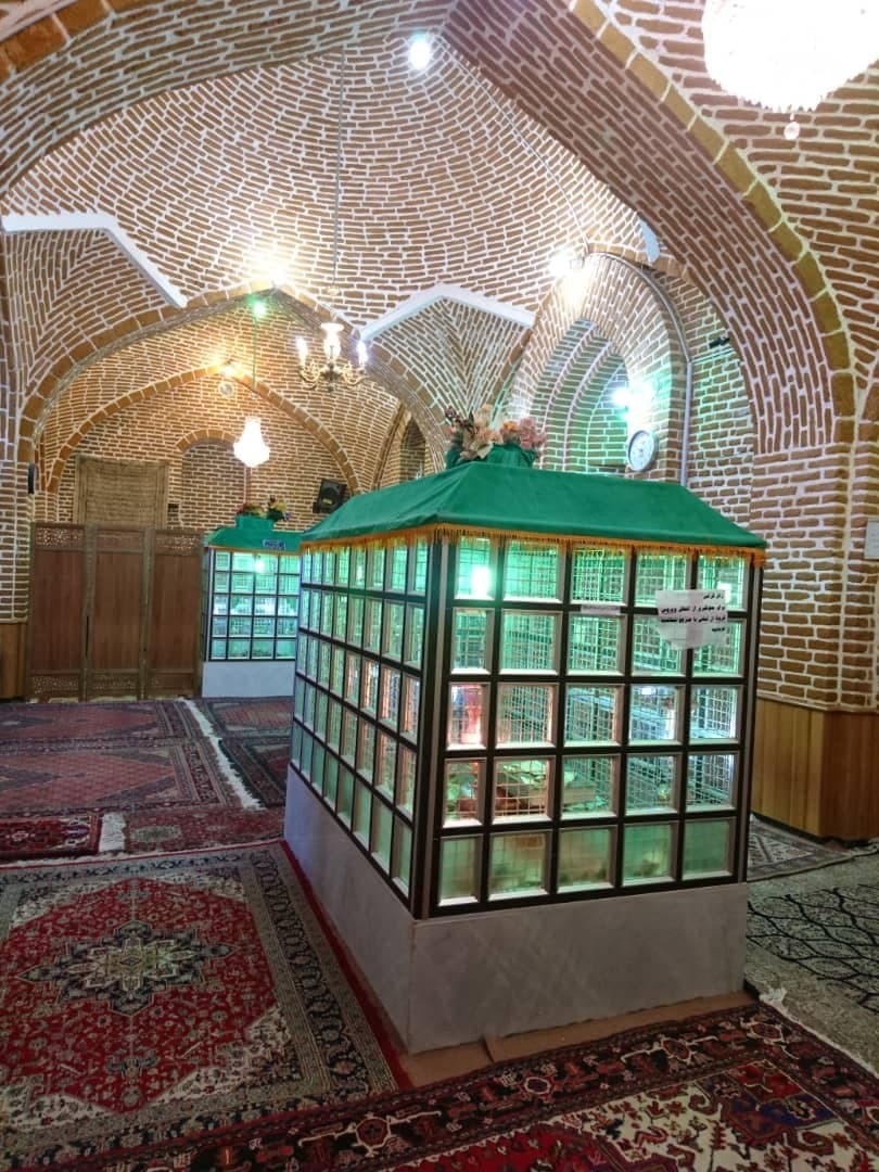 آرامگاه عون بن علی در تبریز از