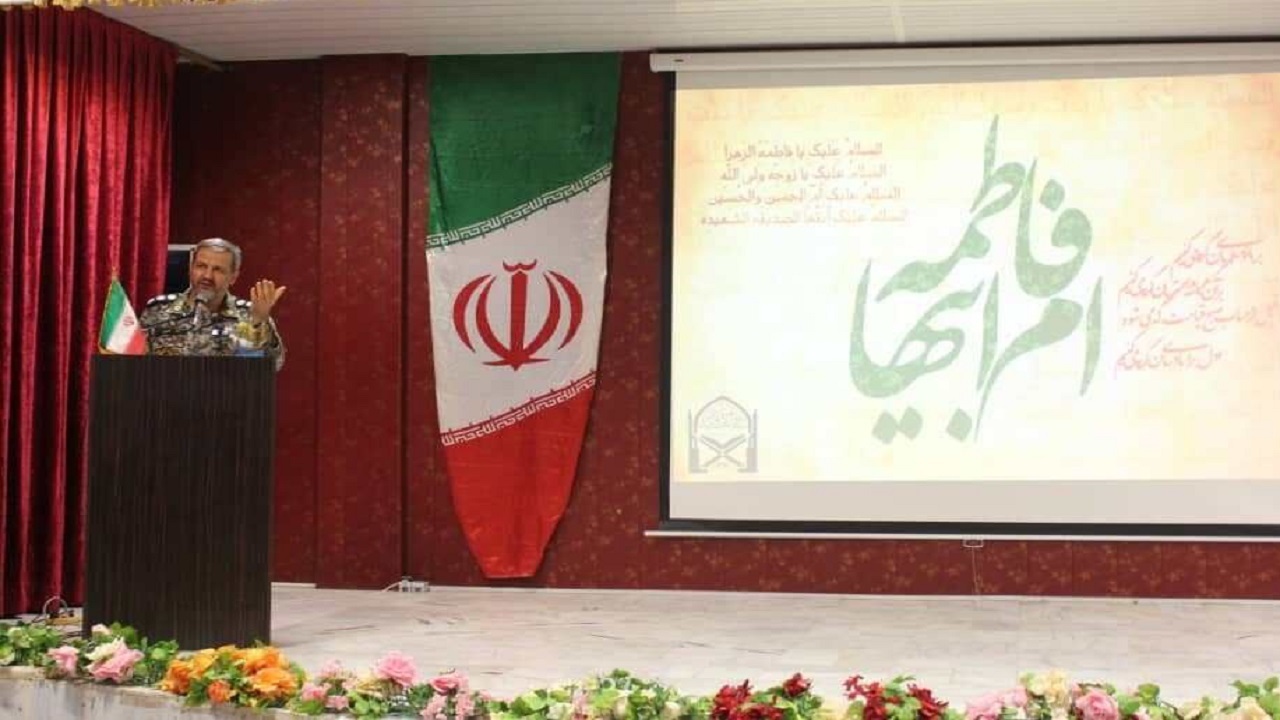 پدافند هوایی ارتش عبور بدون مجوز هر پرنده‌ای را در آسمان خارگ رصد می‌کند