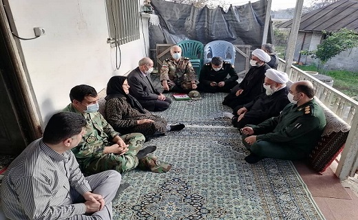 والدین شهید رضا صادق محبوب
