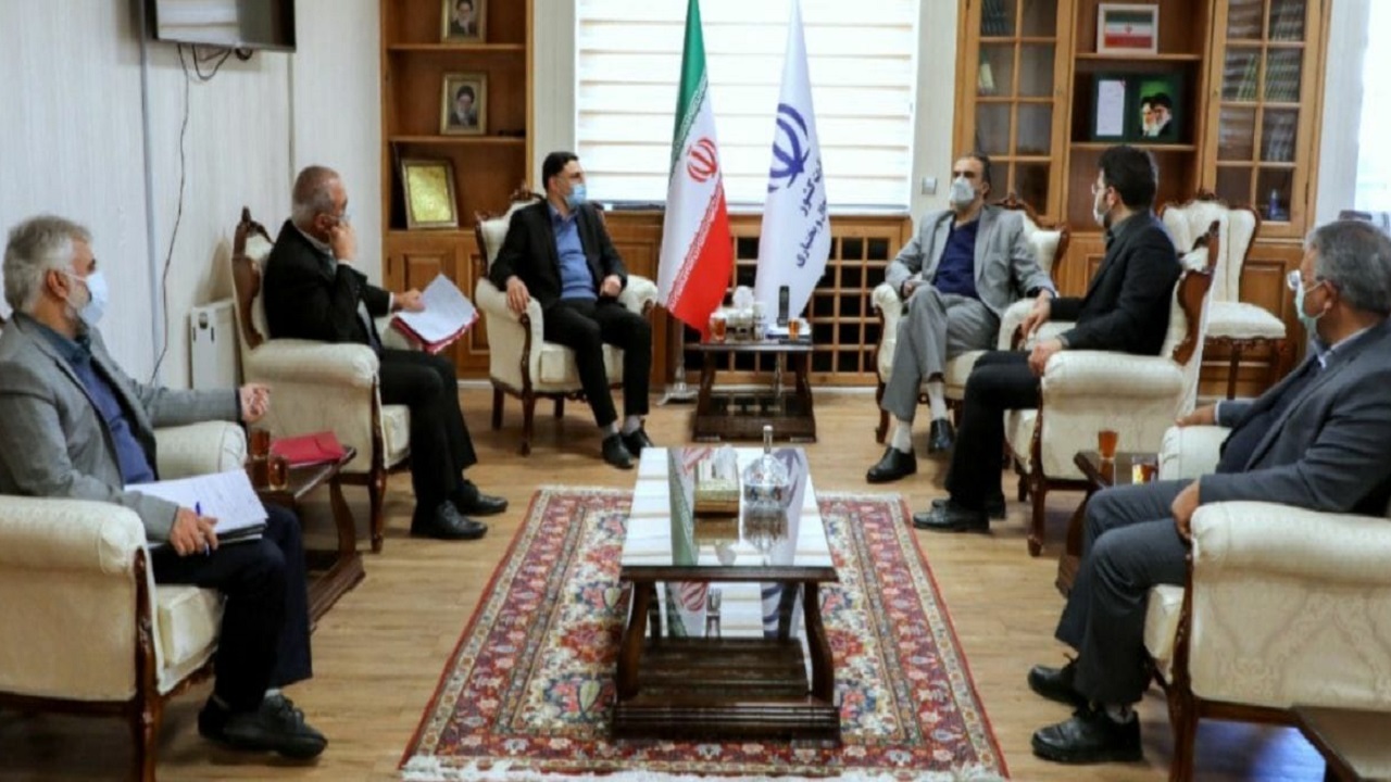 به طرح راه‌آهن مبارکه به شهرکرد نگاه ملی شود