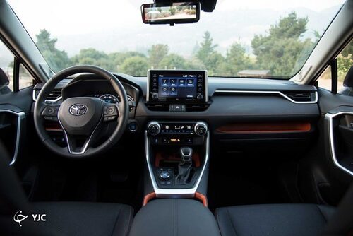 مزدا CX-5 در مقابل تویوتا RAV4: کدام یک بهتر است؟