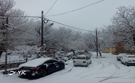 روستای پندر شهرستان تفت سفید پوش شد