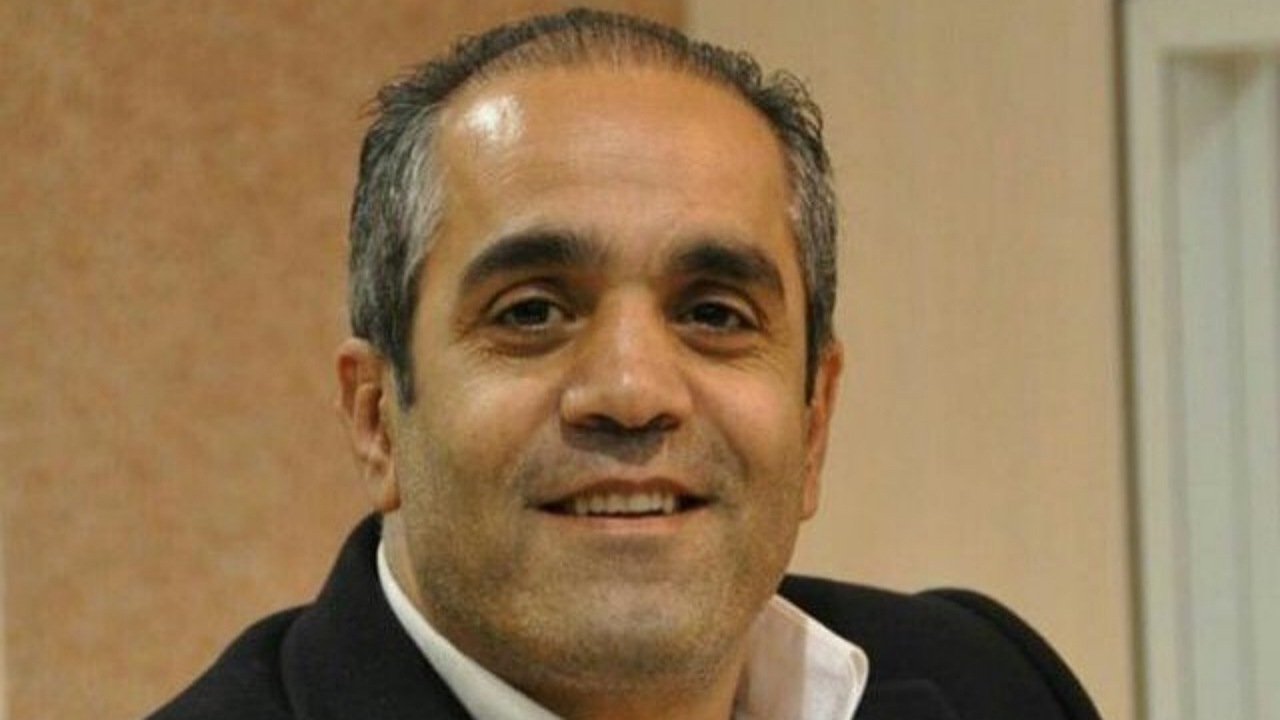 ابوالقاسم پور: واگذاری استقلال و پرسپولیس به وزارت صمت و اقتصاد فایده ندارد