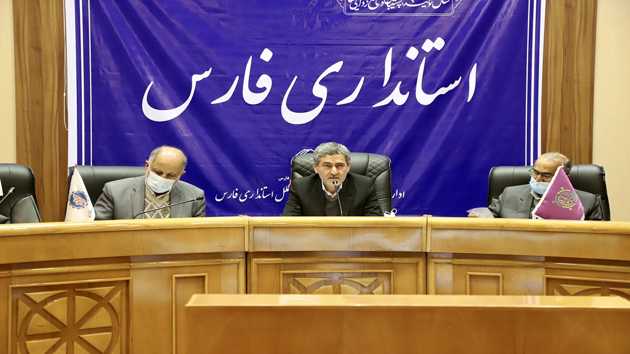 بروکراسی اداری مانع از فعالیت‌های نخبگان می‌شود