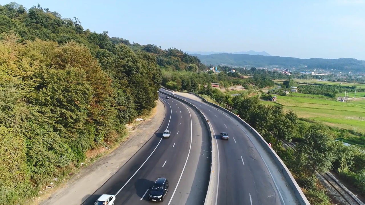 عقب نشینی کرونا تردد‌ها را افزایش داد