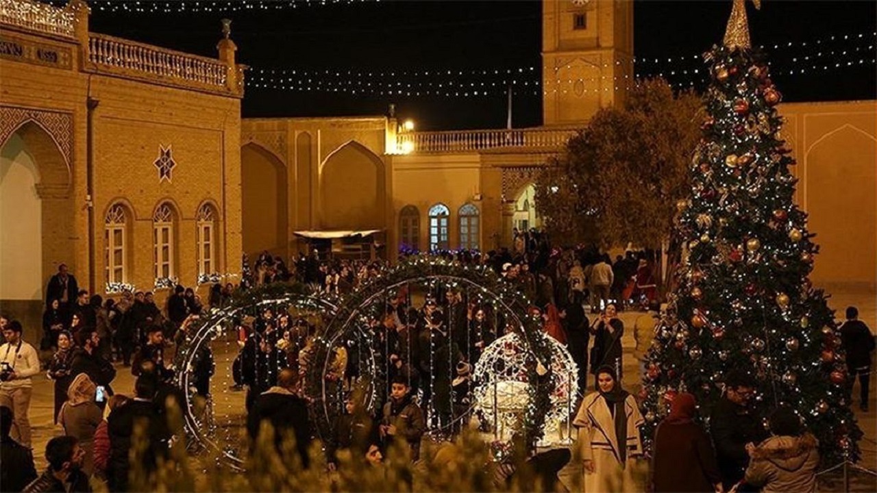 برگزاری جشن سال نو میلادی توسط مسیحی نشینان اصفهان + فیلم