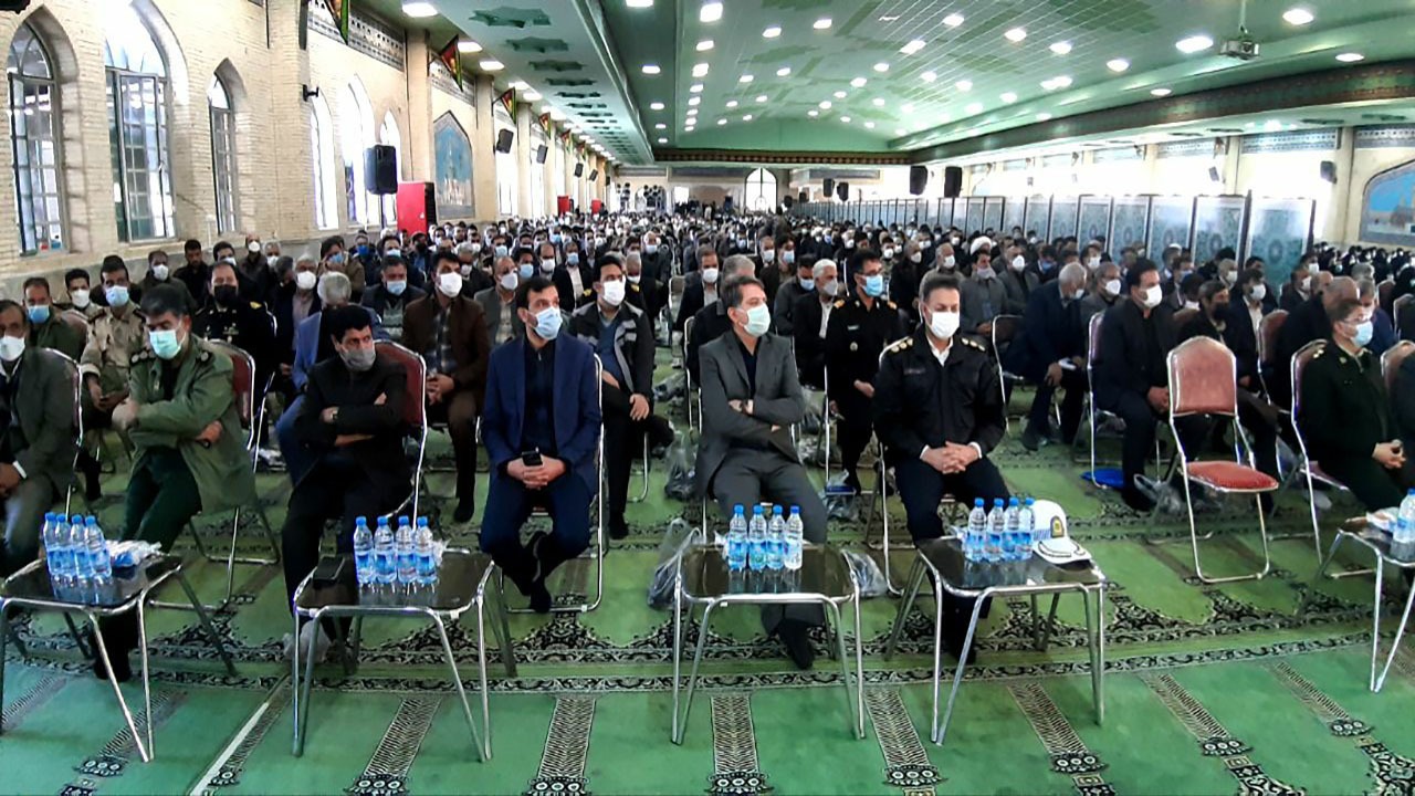 انسان هایی مانند سردار سلیمانی در جامعه کم هستند