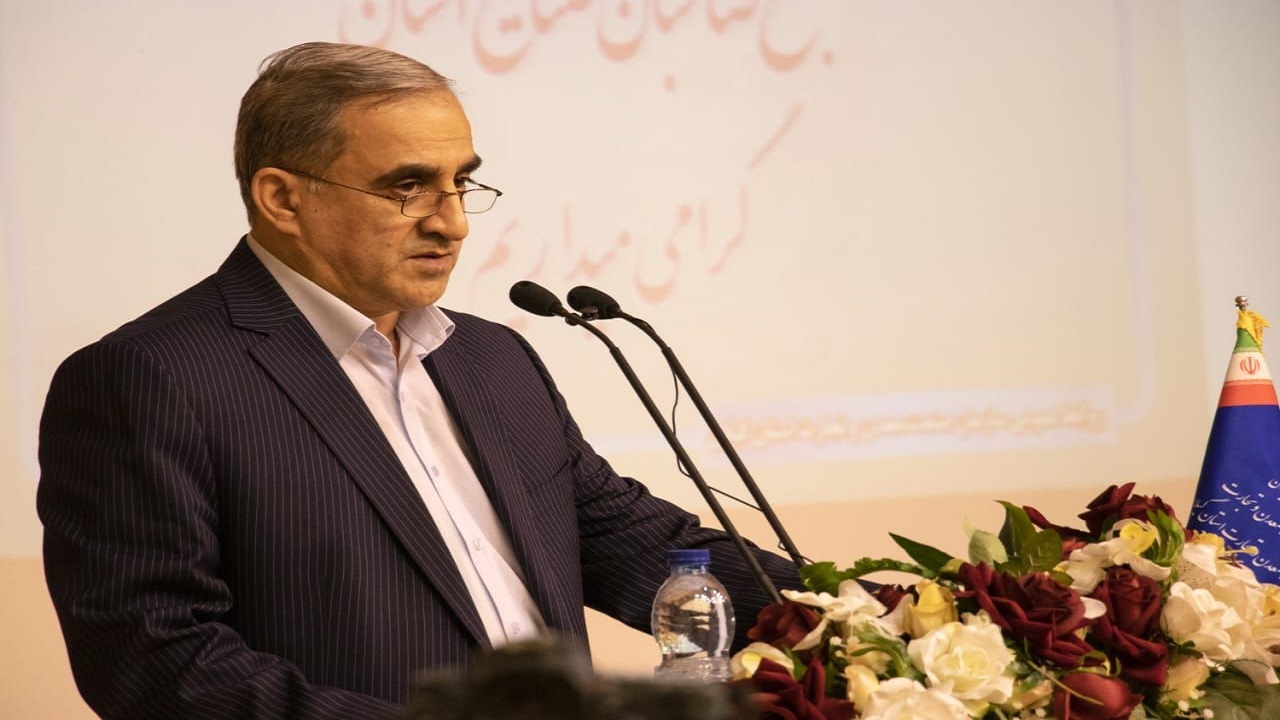 نرخ بالای سود تسهیلات بانکی برای صنعت توجیه ندارد