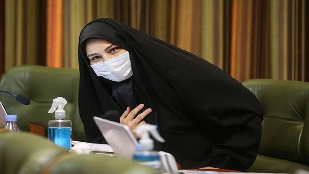 قرائت دست نوشته سردار سلیمانی در صحن شورای شهر