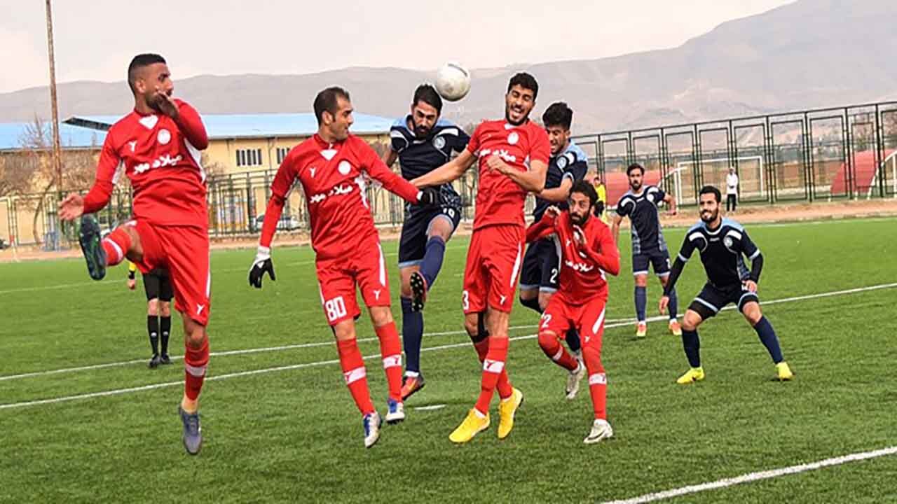 برد تیم فوتبال اترک