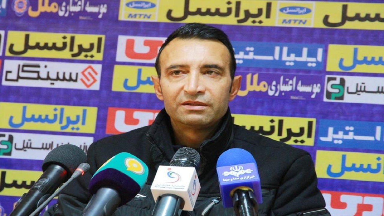 عنایتی: انگیزه بازیکنانم برای شکست نساجی بالا است
