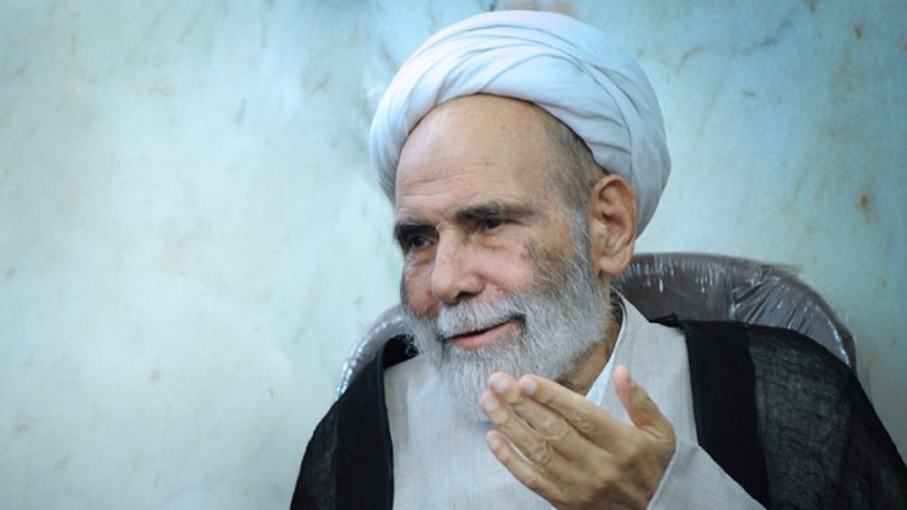عالمی که معلمی اخلاق را به پست و مسئولیت ترجیح داد+عکس و صوت