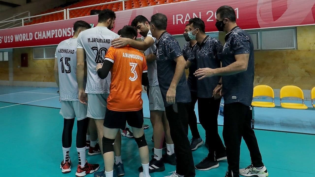 آغاز پر هیجان نیم فصل دوم لیگ والیبال با شگفتی راه یاب ملل و مس رفسنجان