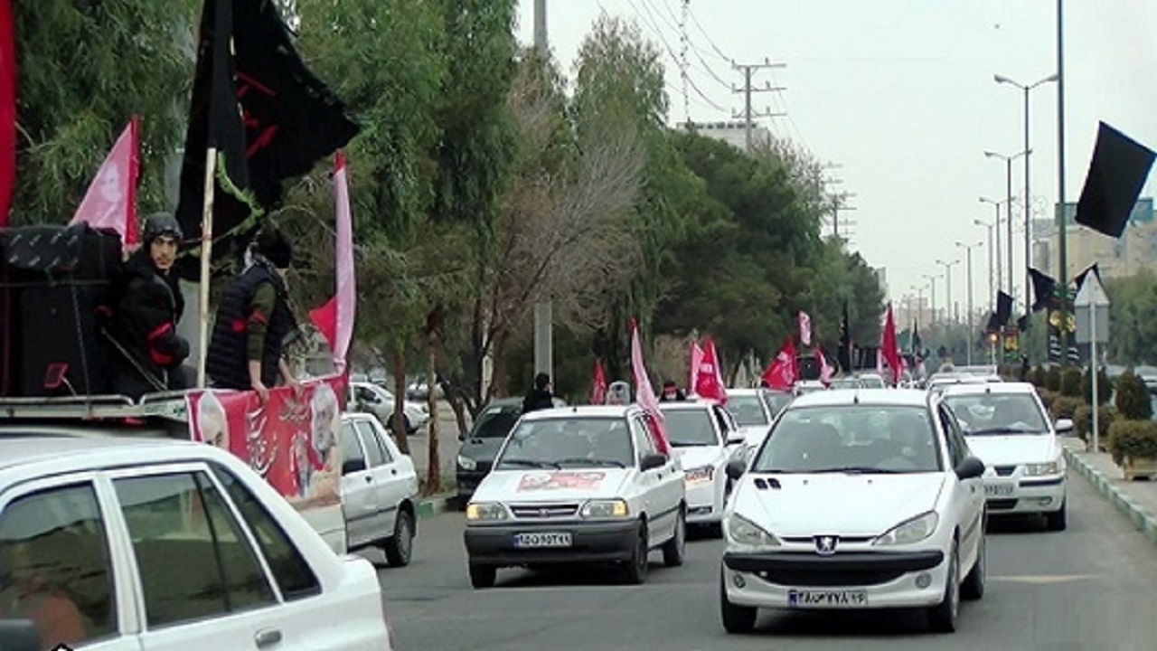 حرکت کاروان خودرویی سردار شهید سلیمانی در قم