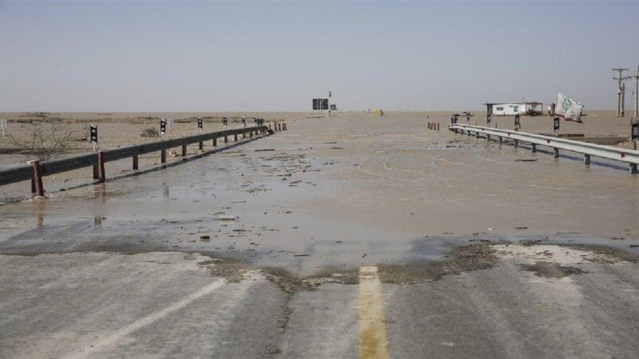 سیلاب چهار محور در جنوب سیستان و بلوچستان را بست