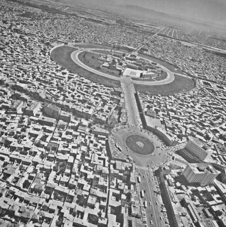 میدانی که قلب مشهد را در خود جای داده است