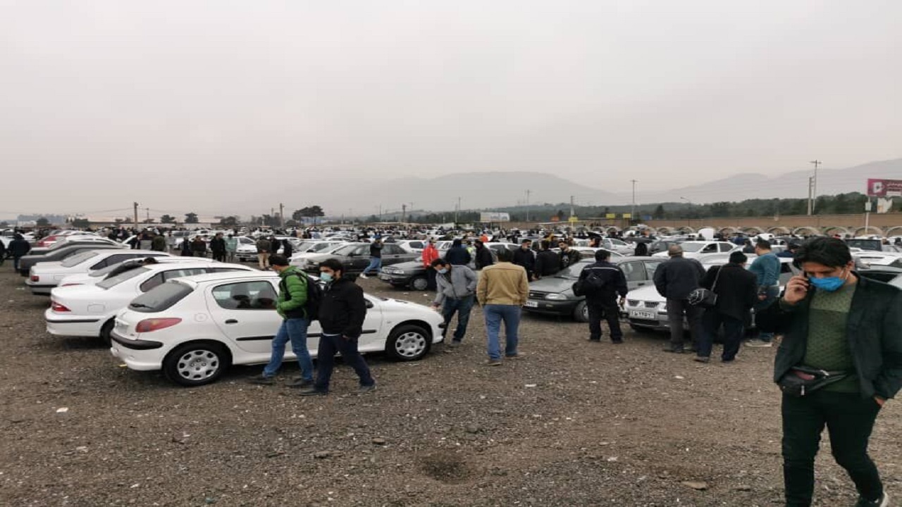 قیمت خودرو در بازار آزاد در ۱۳ دی ۱۴۰۰