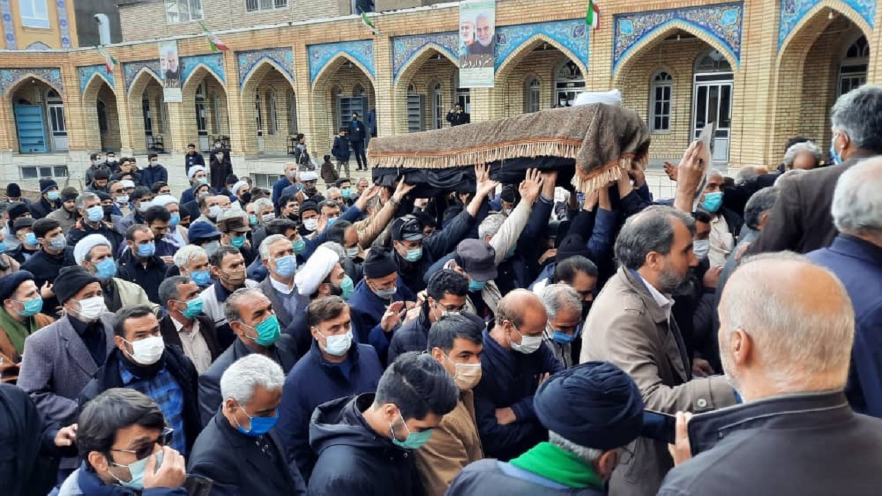 تشییع پیکر ناشرالاسلام گنابادی در گناباد+تصاویر و فیلم