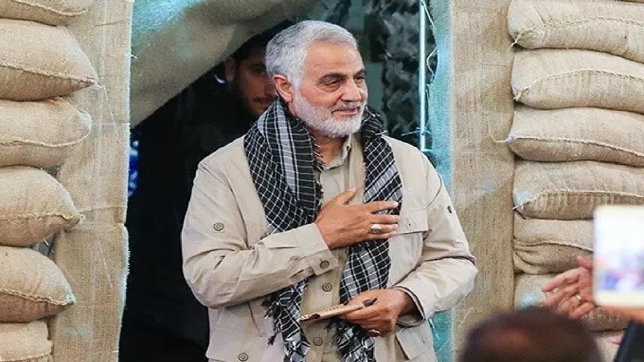 سردار سلیمانی اسطوره غیرت، شجاعت و قهرمان ملی ایران است
