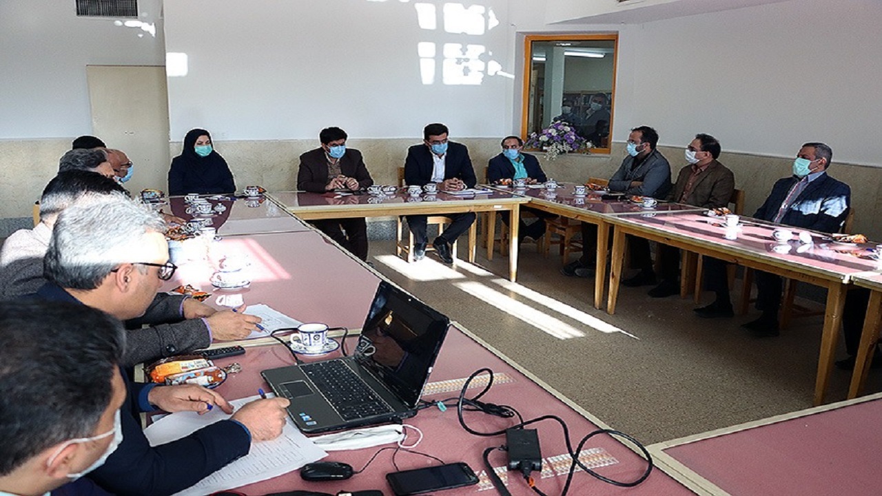 ساماندهی و بهسازی کتابخانه عمومی آذریزدی