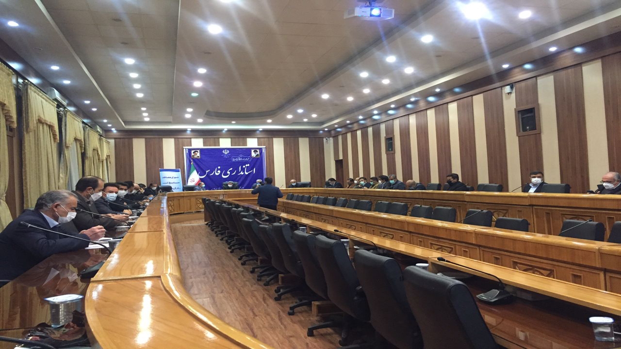 تاکید استاندار فارس بر راه اندازی قرارگاه آب