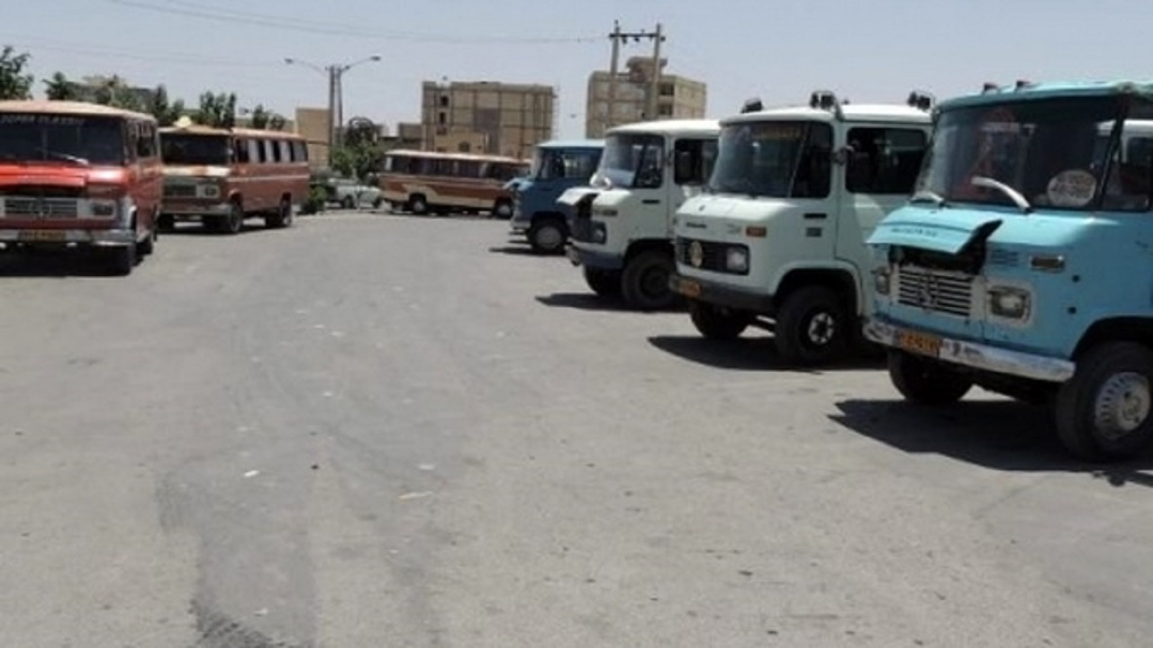 نشستن گرد و غبار فرسودگی بر ۱۳۰ دستگاه مینی بوس
