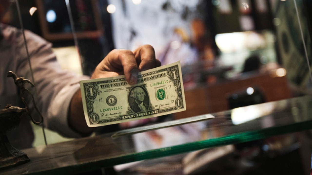 نرخ دلار  در صرافی ملی ثابت ماند