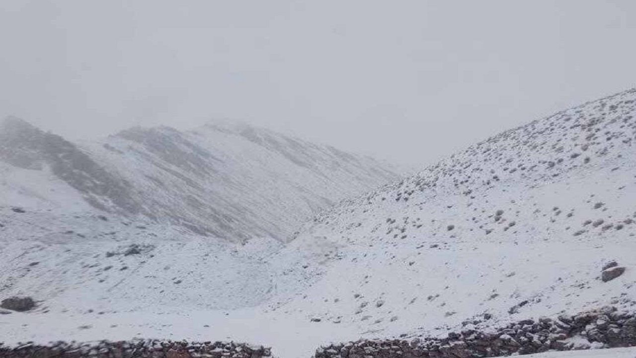 برف و کولاک سیستان و بلوچستان را فرا می‌گیرد