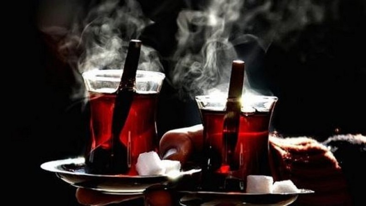 بیماری که با نوشیدن چای داغ ظاهر می‌شود