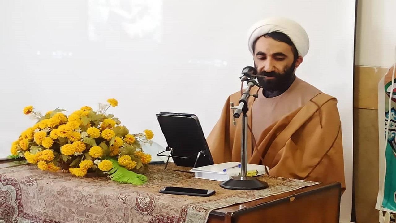 بهترین راه شناخت مبانی فکری شهید سلیمانی عمل به وصیت نامه او است