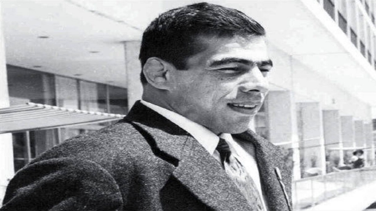مردی از جنس حماسه و پهلوانی