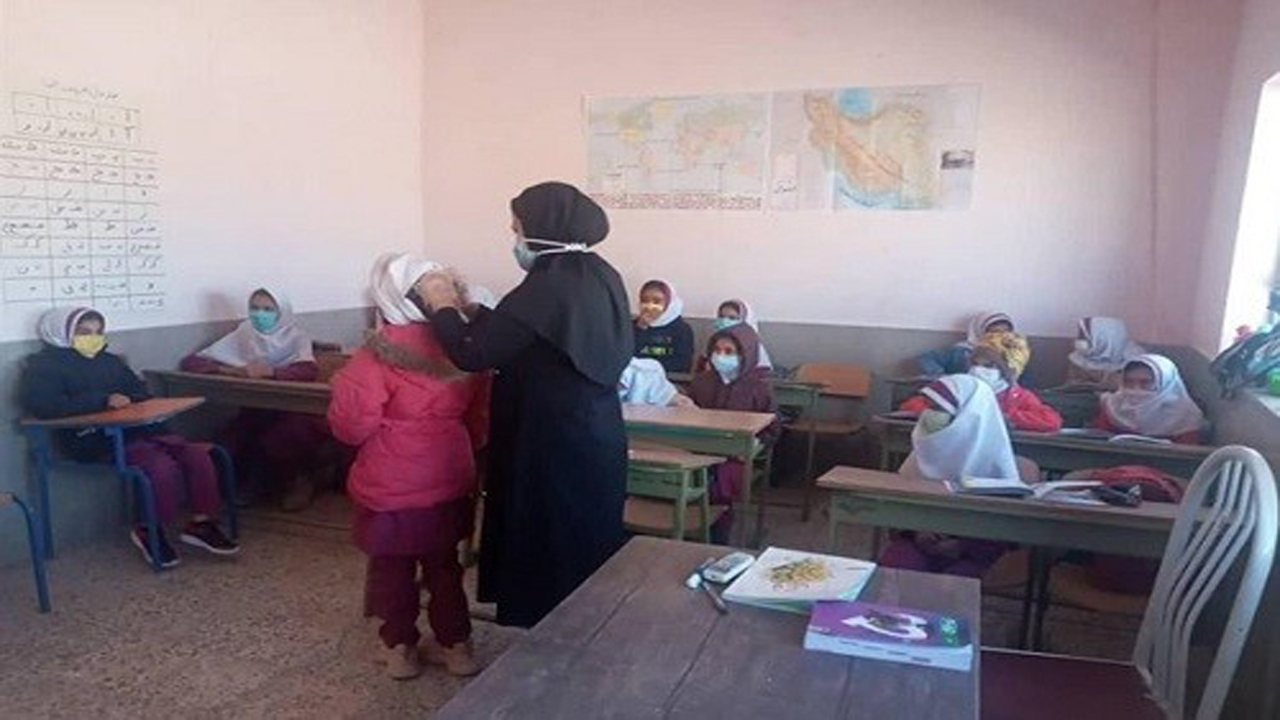 کنترل شیوع پدیکلوزیس در مدارس روستایی فراشبند