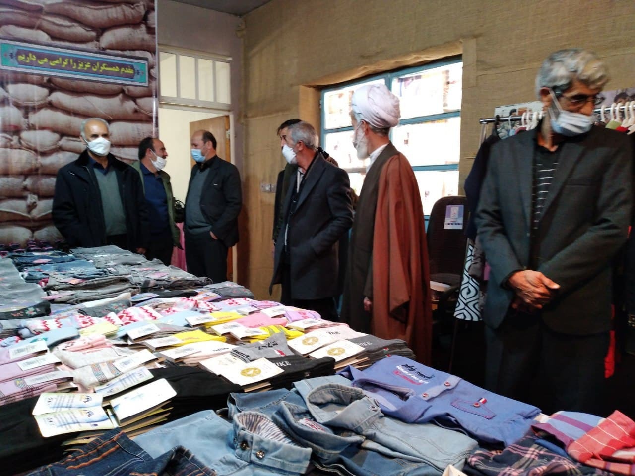 افتتاح نمایشگاه کمک های مومنانه در صالح آباد + تصاویر و فیلم