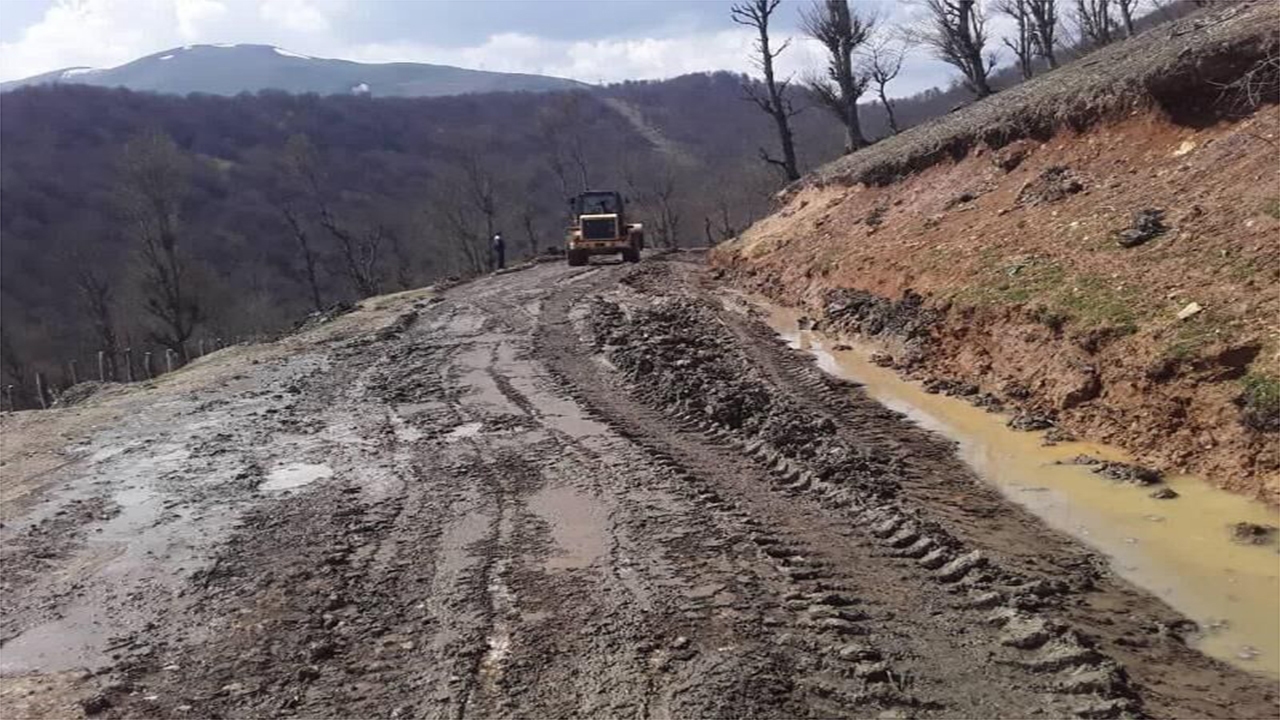 ریزش برداری و تسطیح در ۱۹۲ مقطع کوهستانی فارس