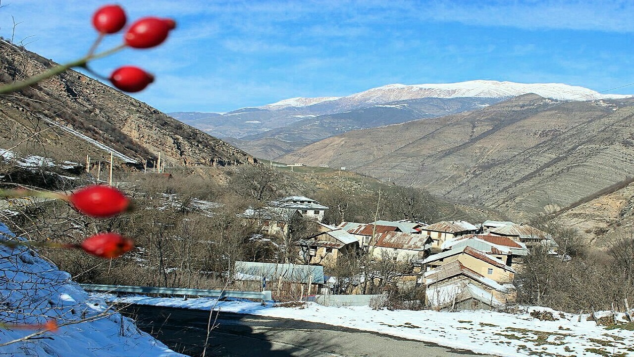 نمایی زیبا از روستای لاته در قلب زمستان + تصاویر