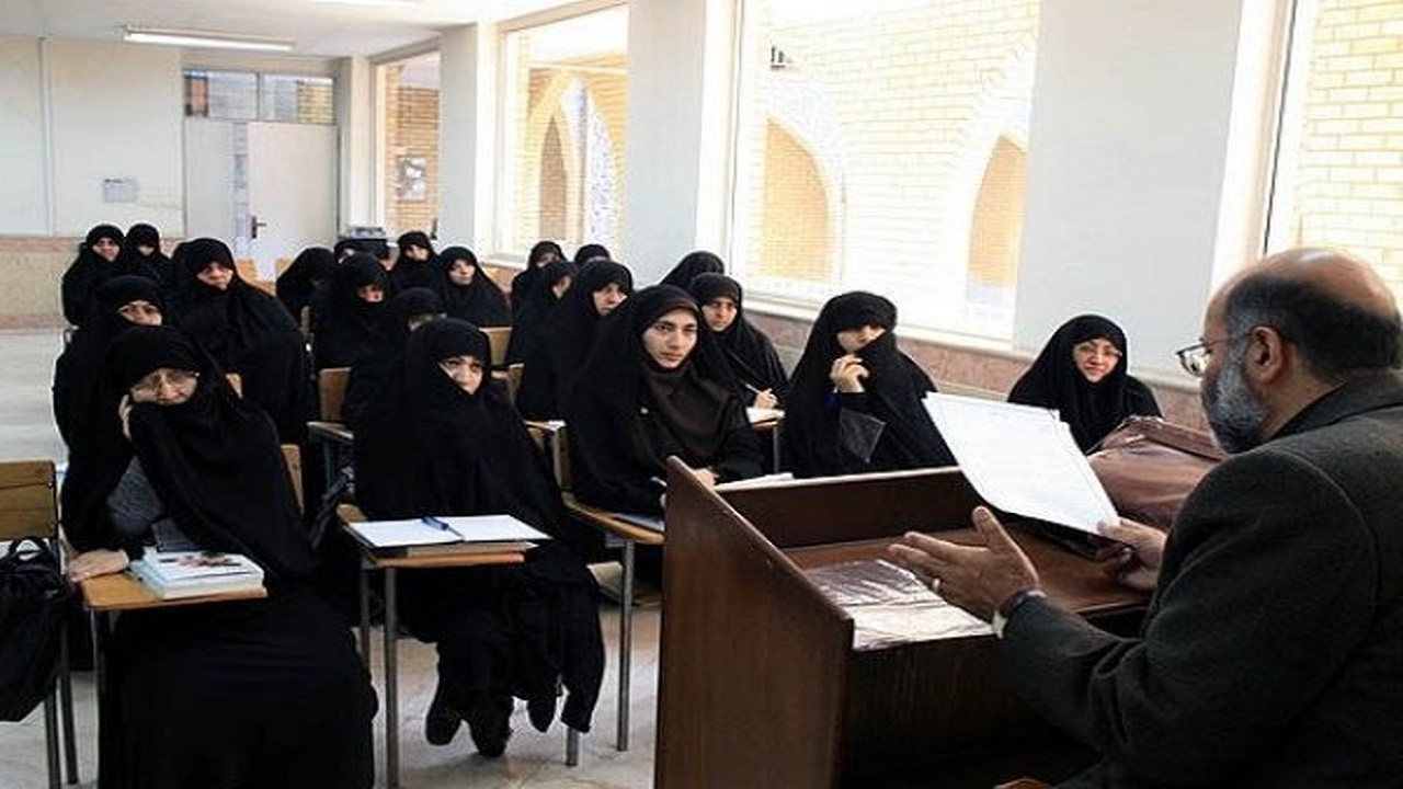 تدریس کتب آیت الله مصباح یزدی در حوزه علمیه خواهران