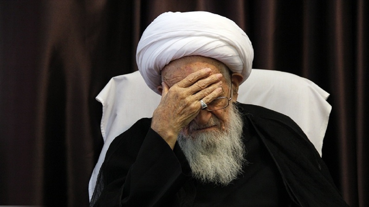 برپایی دسته عزای فاطمی از سوی آیت الله صافی گلپایگانی