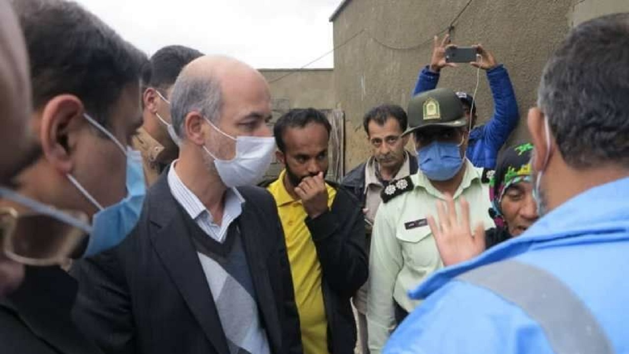 مردم مناطق سیل‌زده  از سکونت در خانه‌های دچار آبگرفتگی خودداری کنند