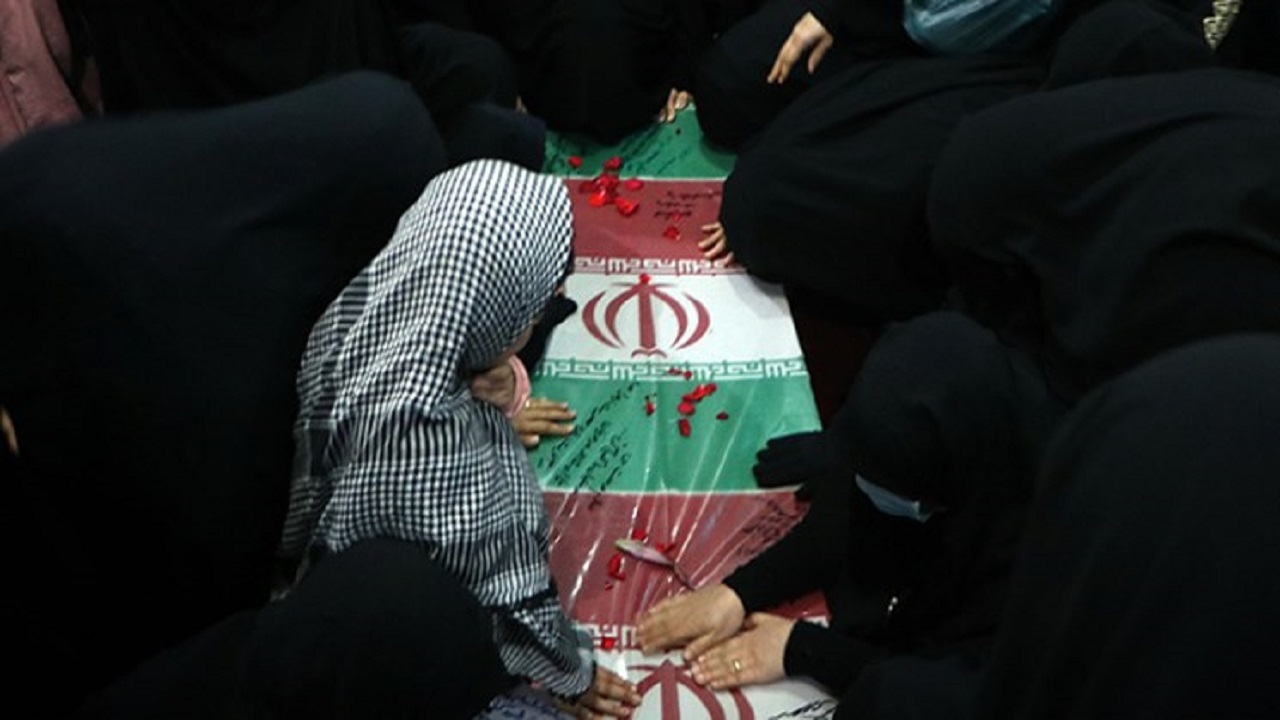 تشییع و تدفین پیکر مطهر شهید گمنام در اردوگاه فاطمه الزهرا (س) زاهدان