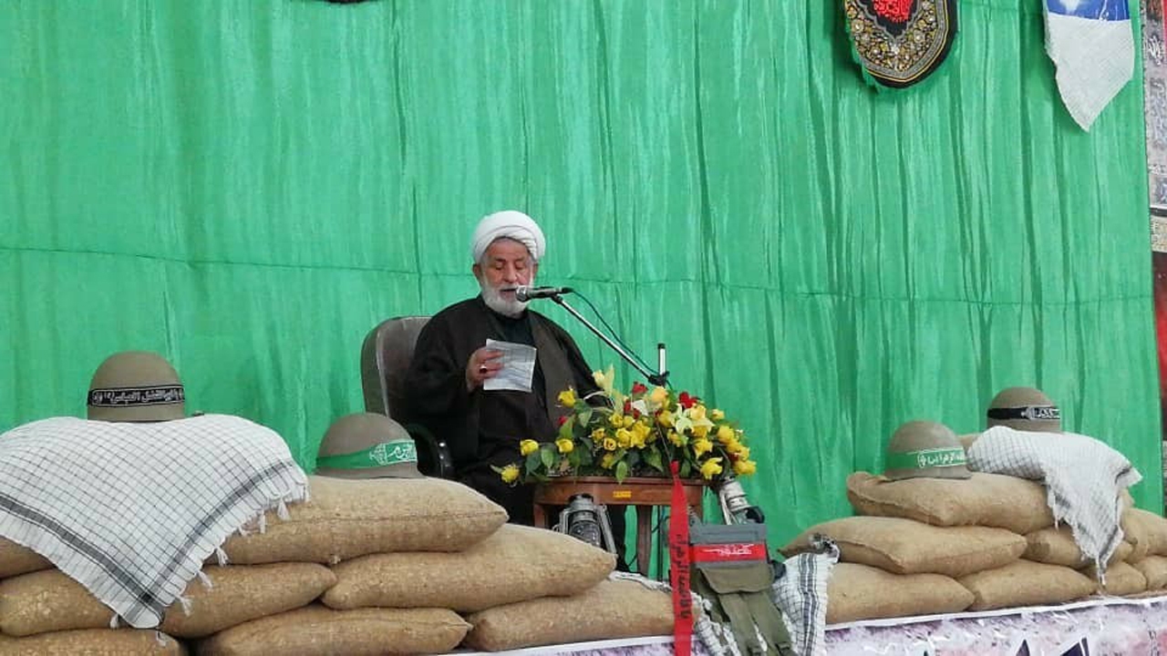 برگزاری یادواره شهدا در زرند